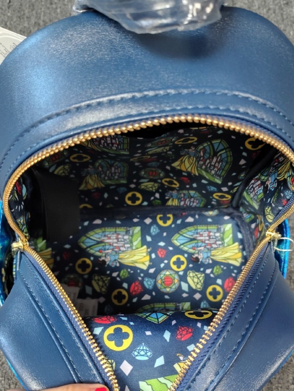 Loungefly Blue Multi Snow White Stained Glass Mini Backpack - Picture 5 of 5